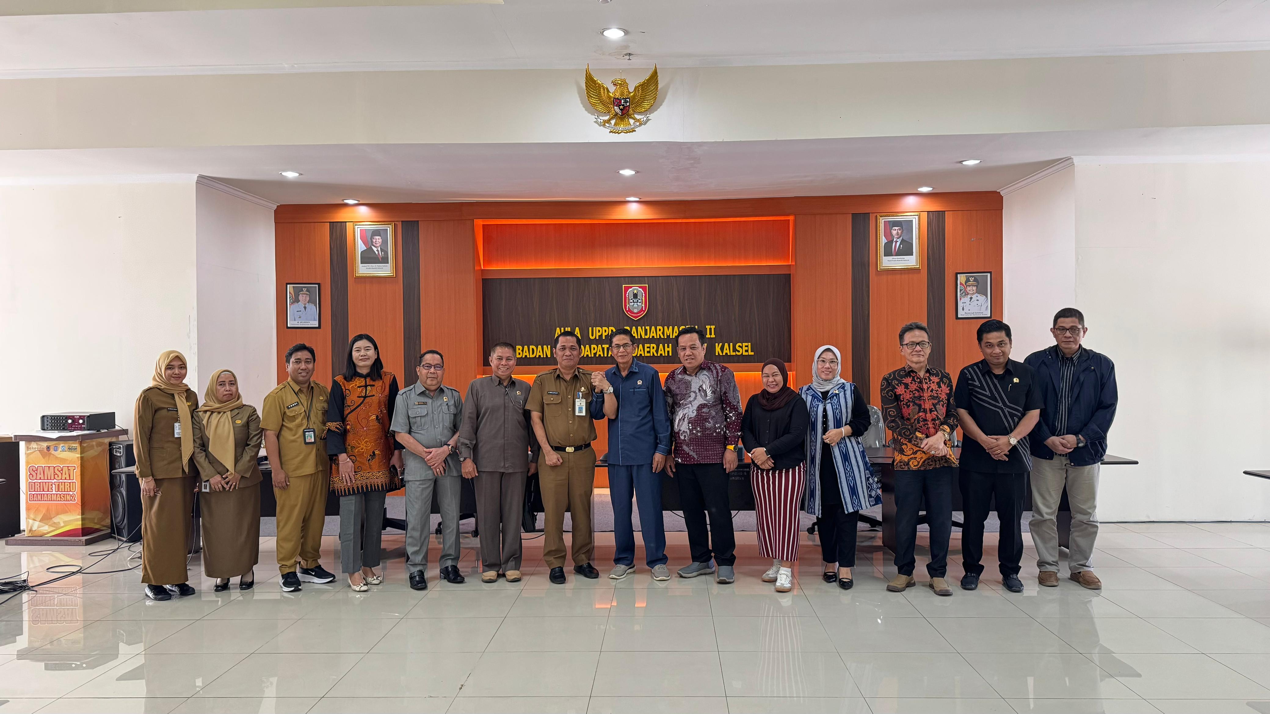 Kunjungan Komisi I DPRD Provinsi Kalimantan Tengah ke UPPD Banjarmasin II