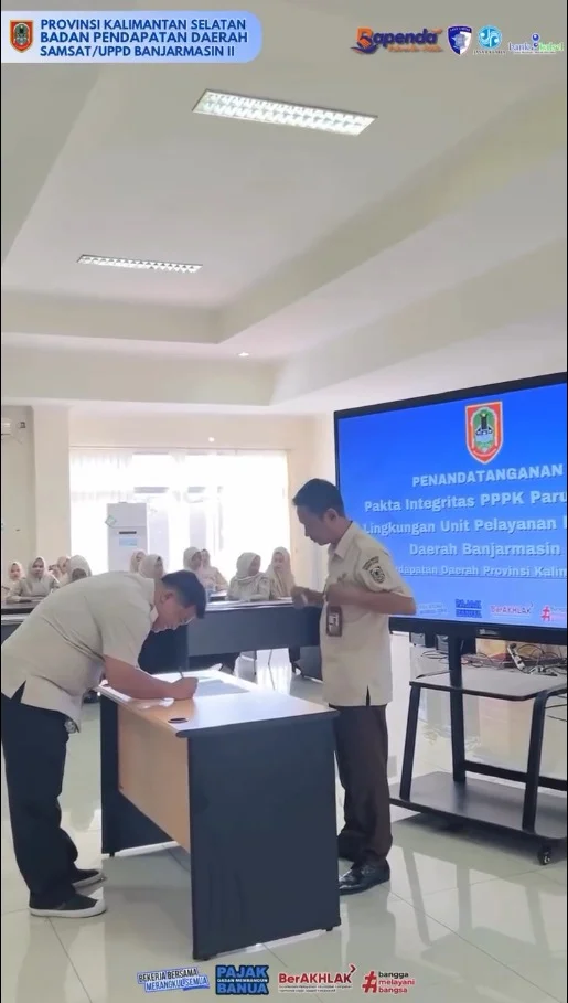 Penandatanganan Pakta Integritas PPPK Paruh Waktu UPPD Banjarmasin II